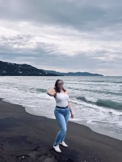 Ida, 21