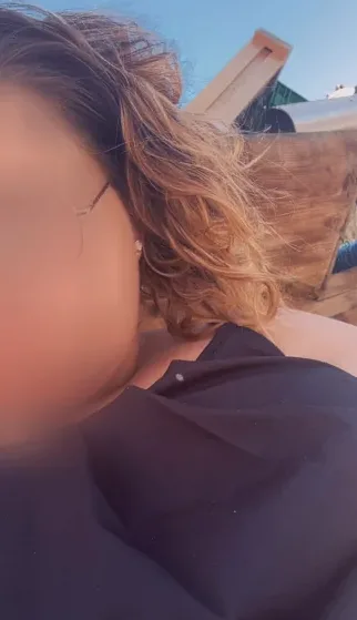 Jacqueline, 27