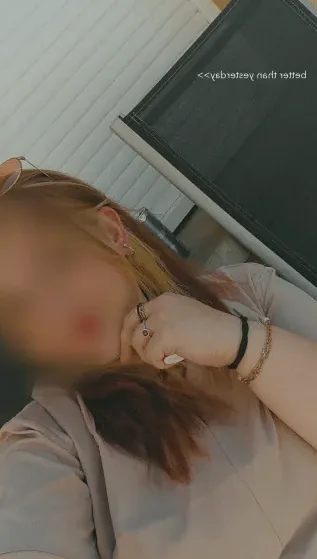 Jana, 27