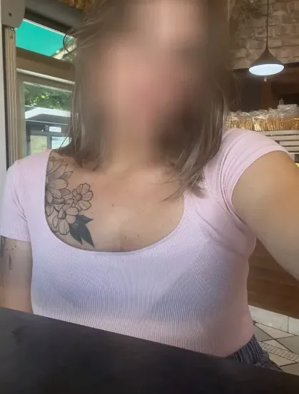 Kira, 40