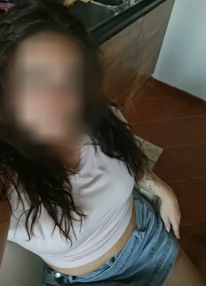 Lea, 31
