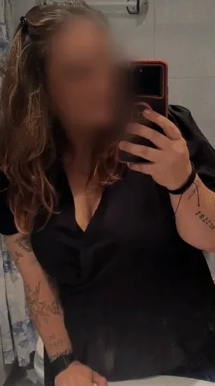 Lotta, 35