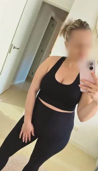 Lotta, 36