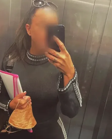 Pauline, 39