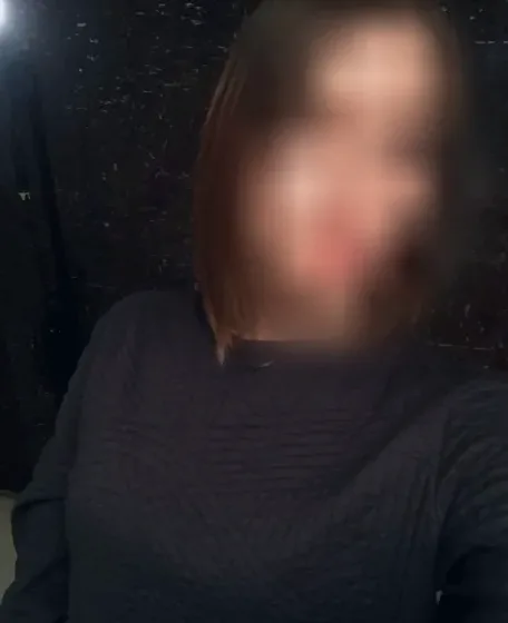 Rebecca, 24