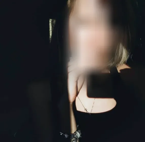 Stefanie, 28