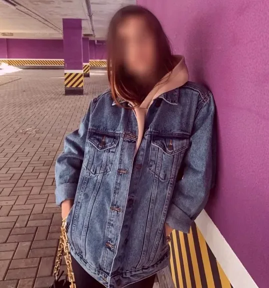 Stefanie, 31
